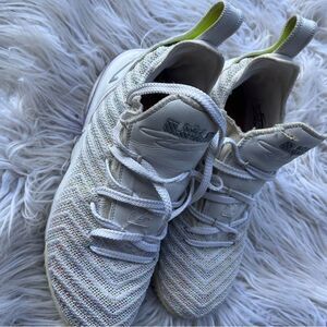 Nike LeBron XVI 16 Buzz Lightyear Mid⚜️AQ2465-102. Size 6.5Y